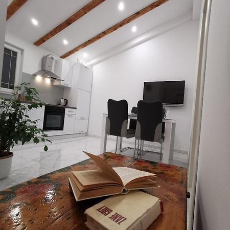 Apartmani Pina 2 Kaštela Exteriér fotografie