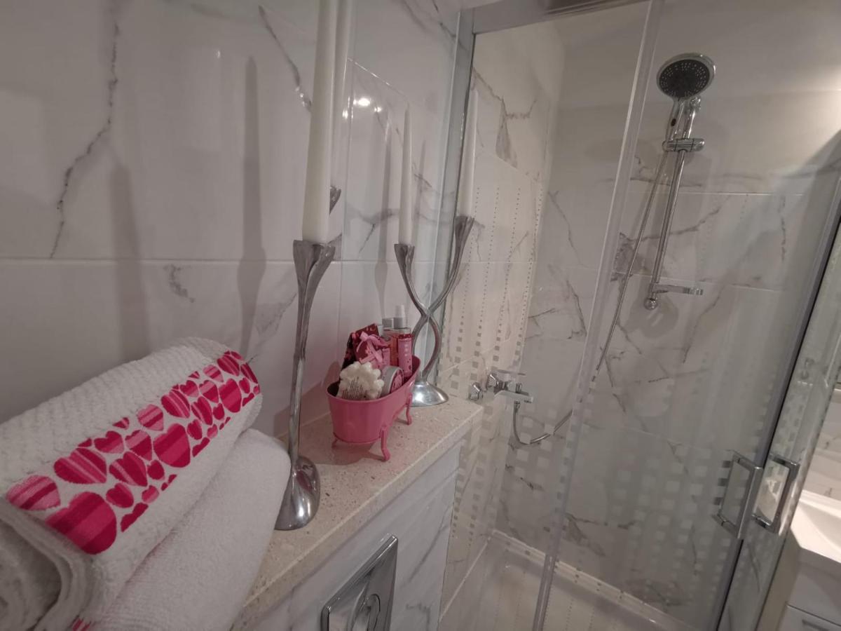 Apartmani Pina 2 Kaštela Exteriér fotografie
