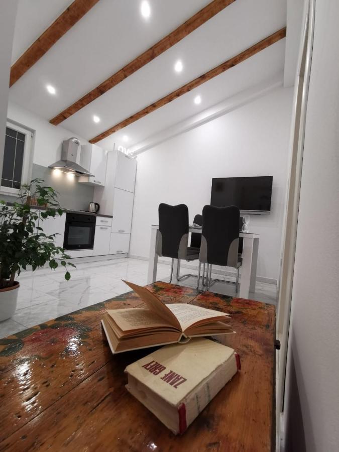 Apartmani Pina 2 Kaštela Exteriér fotografie